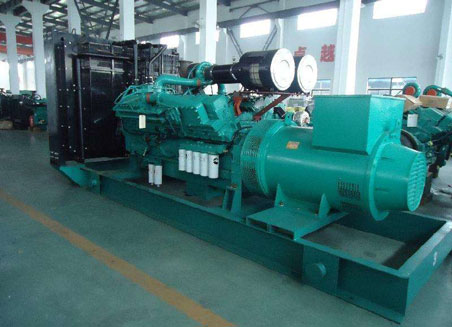 宝兴800kw康明斯柴油发电机组